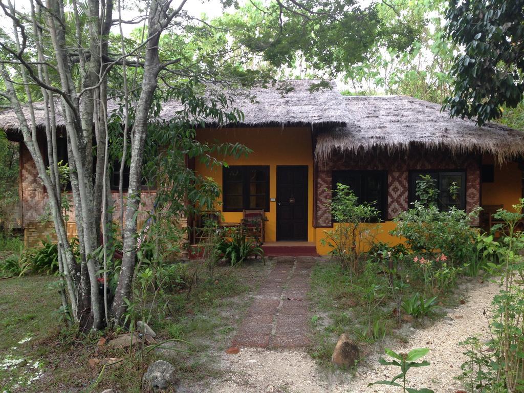 Relax Bay Resort Koh Lanta Exterior photo